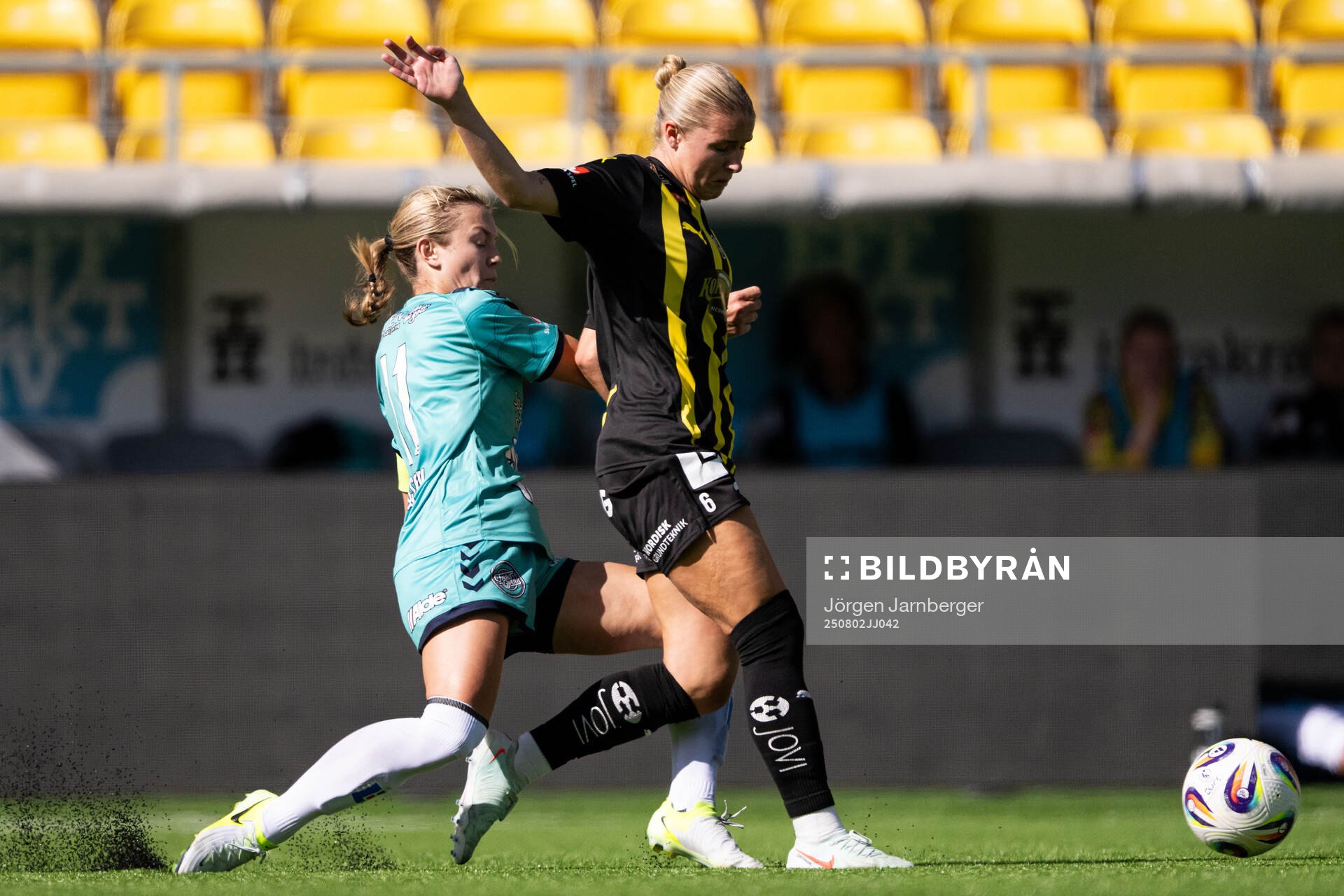 Kristianstads Beata Olsson och Häckens Emilie Carlberg