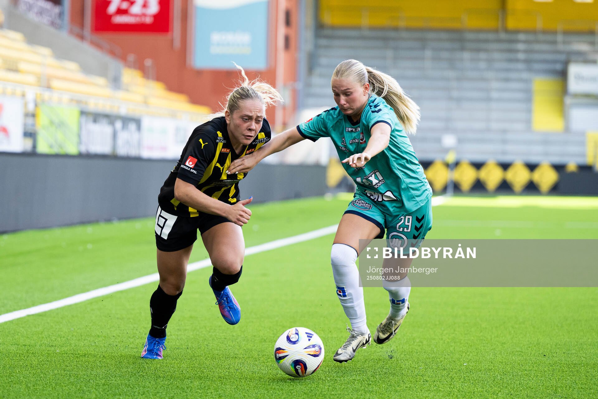 Häckens Alice Bergström och Kristianstads Tilda Sandén