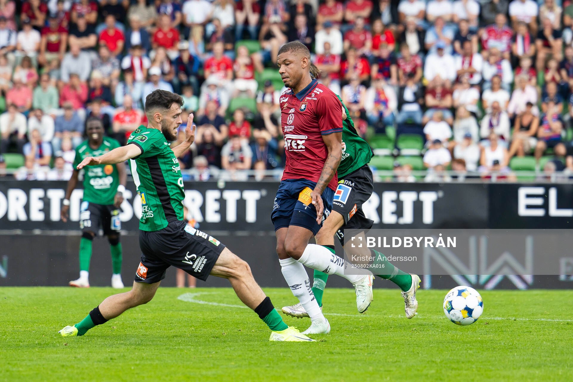 Varbergs Laorent Shabani och Örgrytes Mikael Dyrestam