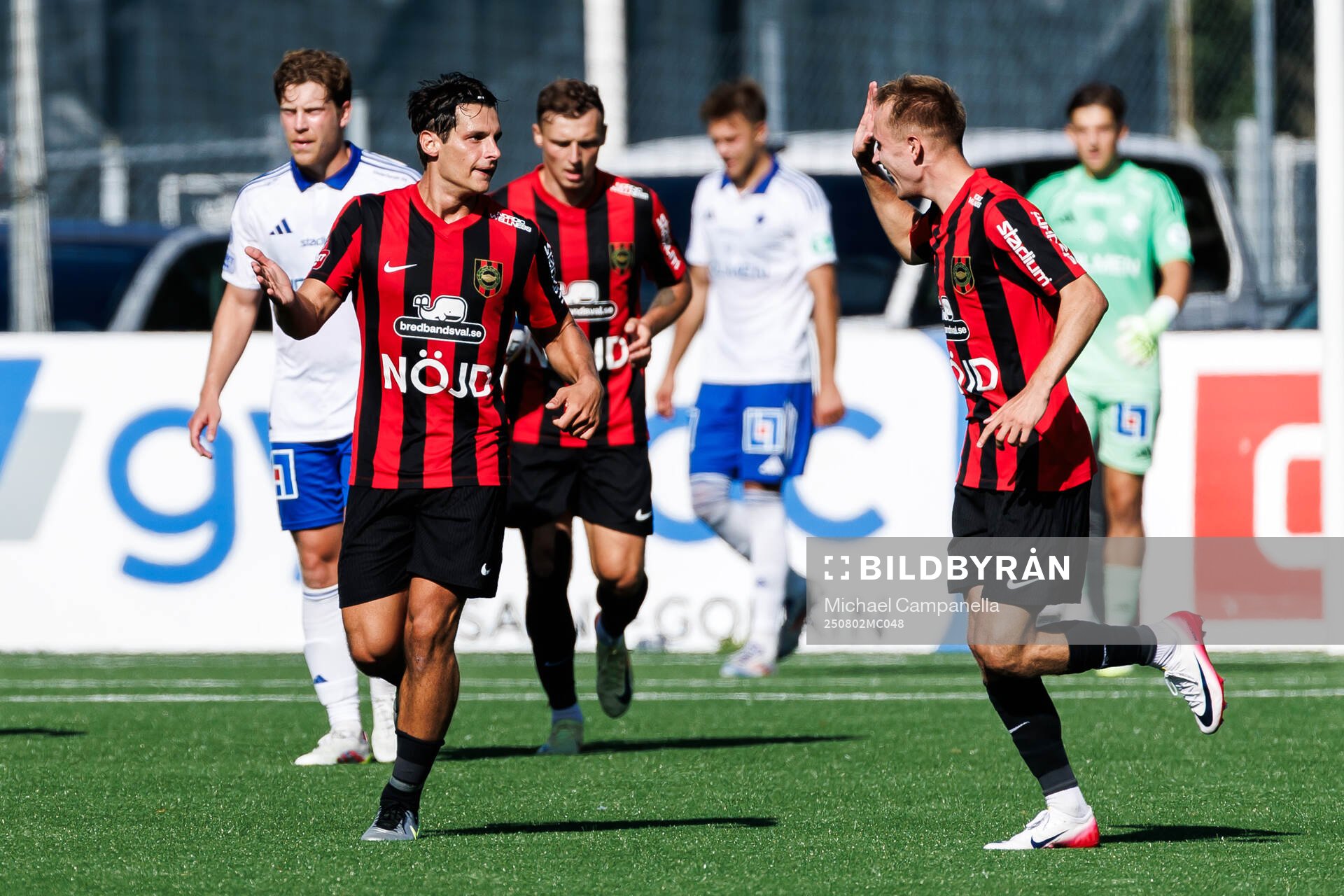 Brommapojkarnas Kevin Ackermann och Adam Skanning Jakobsen
