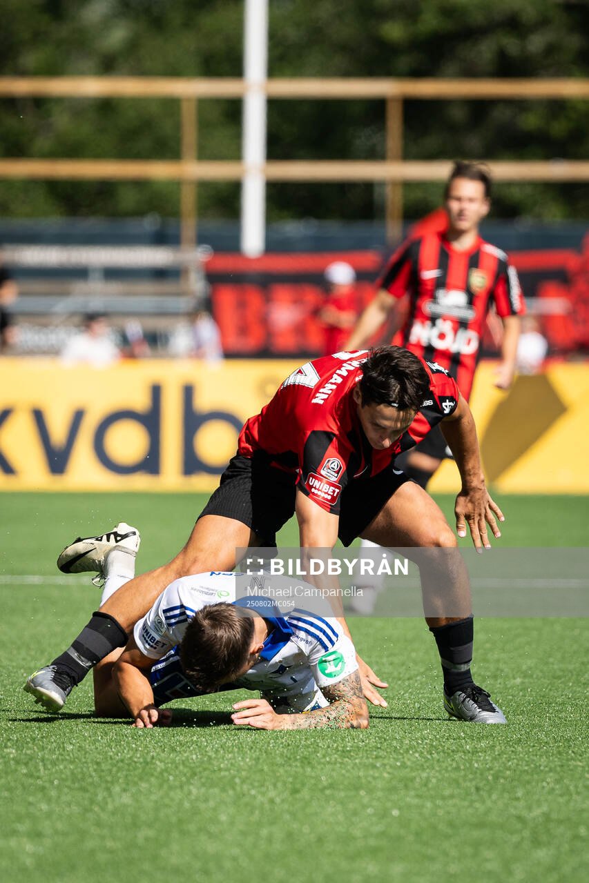 Brommapojkarnas Kevin Ackermann och IFK Norrköpings Arnor