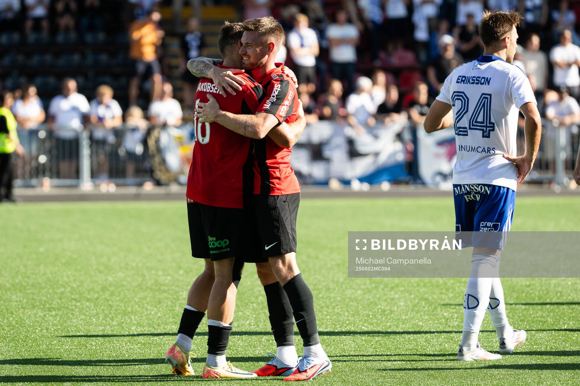 Brommapojkarnas Wilmer Odefalk och Rasmus Örqvist jublar