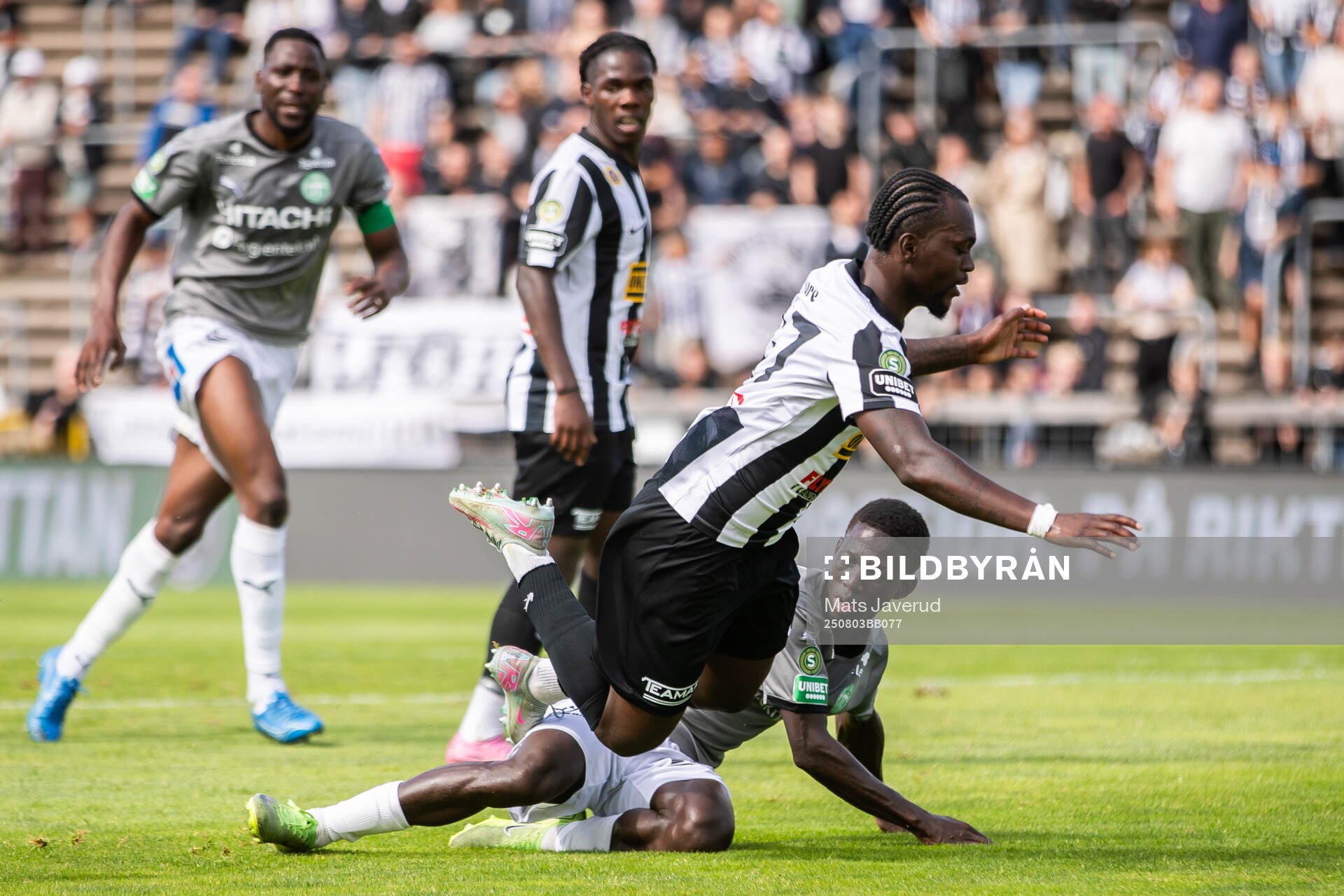 Landskronas Kofi Asare och Västerås Mamadou Ousmane Diagne