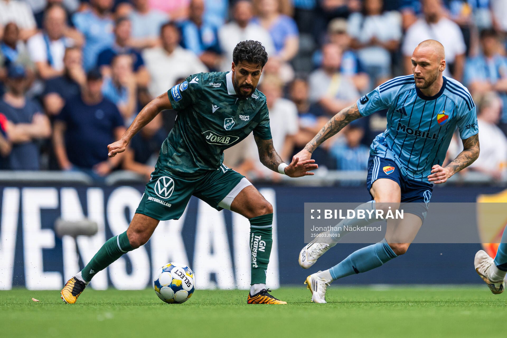 Halmstads Rami Kaib och Djurgårdens Adam Ståhl
