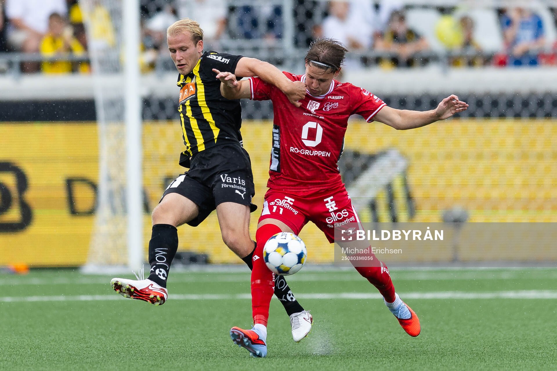 Häckens Harry Hilvenius och Elfsborgs Taylor Silverholt