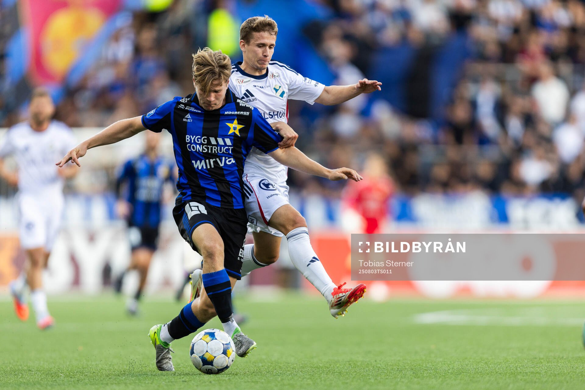 Sirius Victor Svensson och Östers Anssi Suhonen