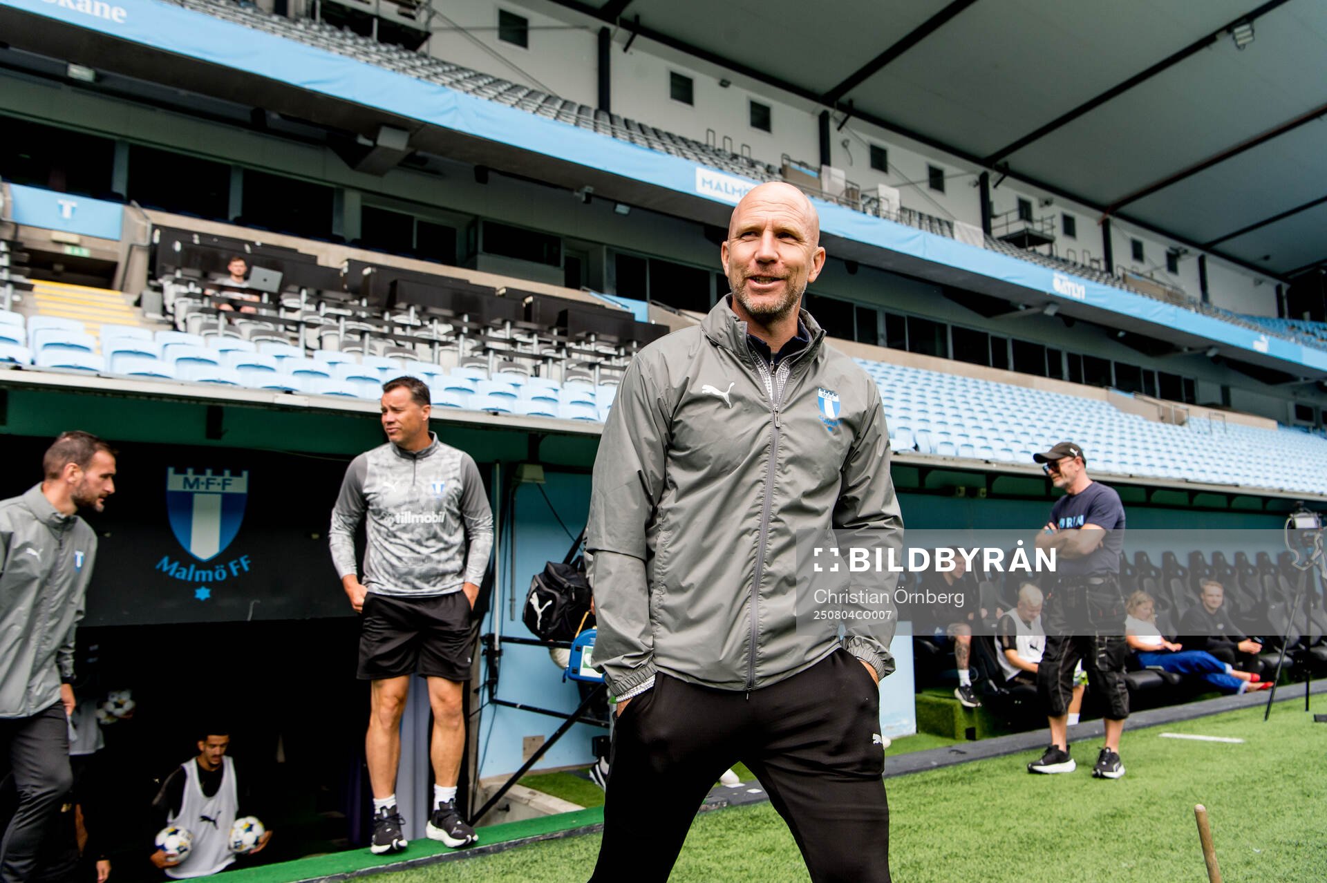 Head coach Henrik Rydström