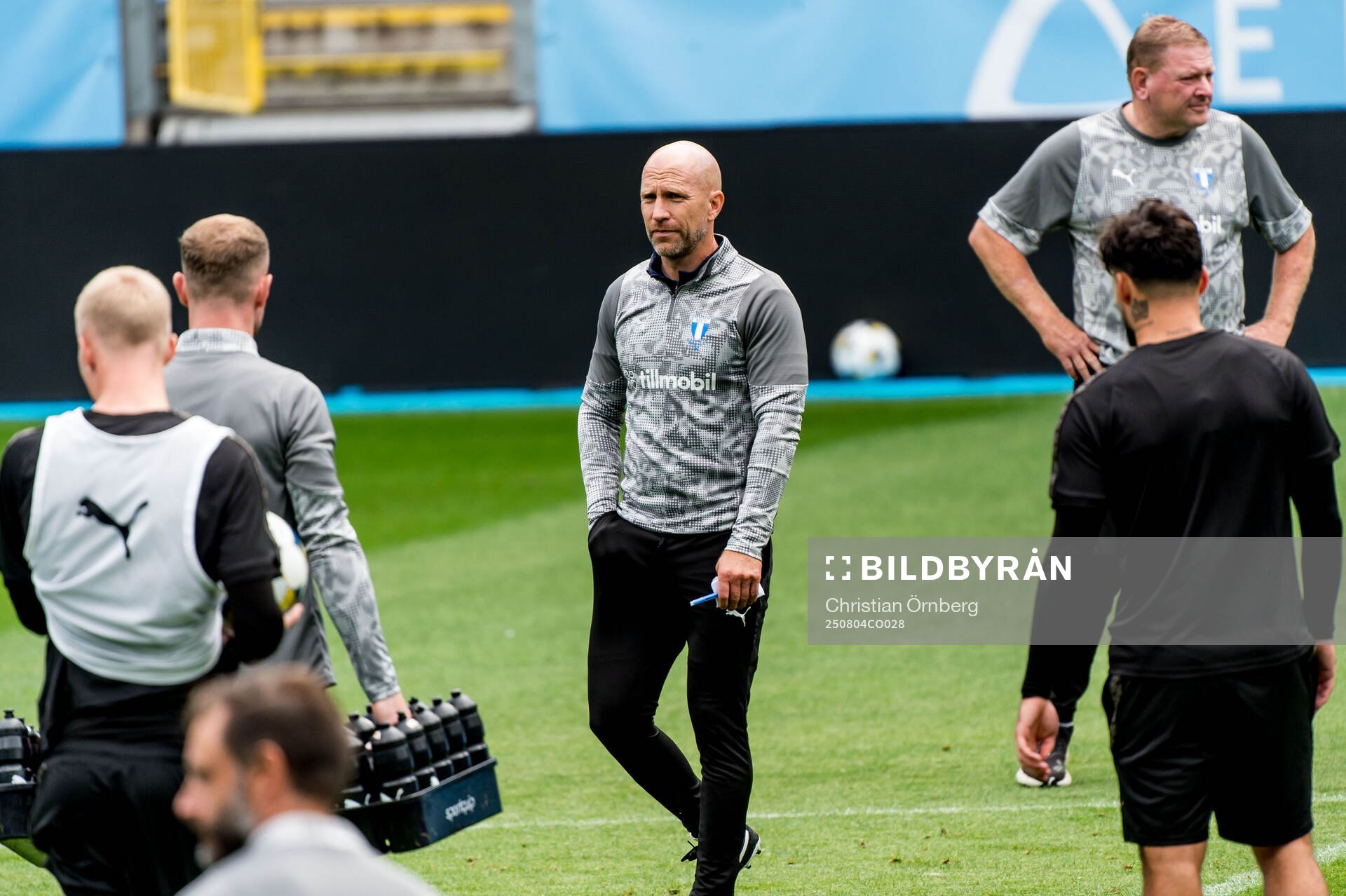 Head coach Henrik Rydström