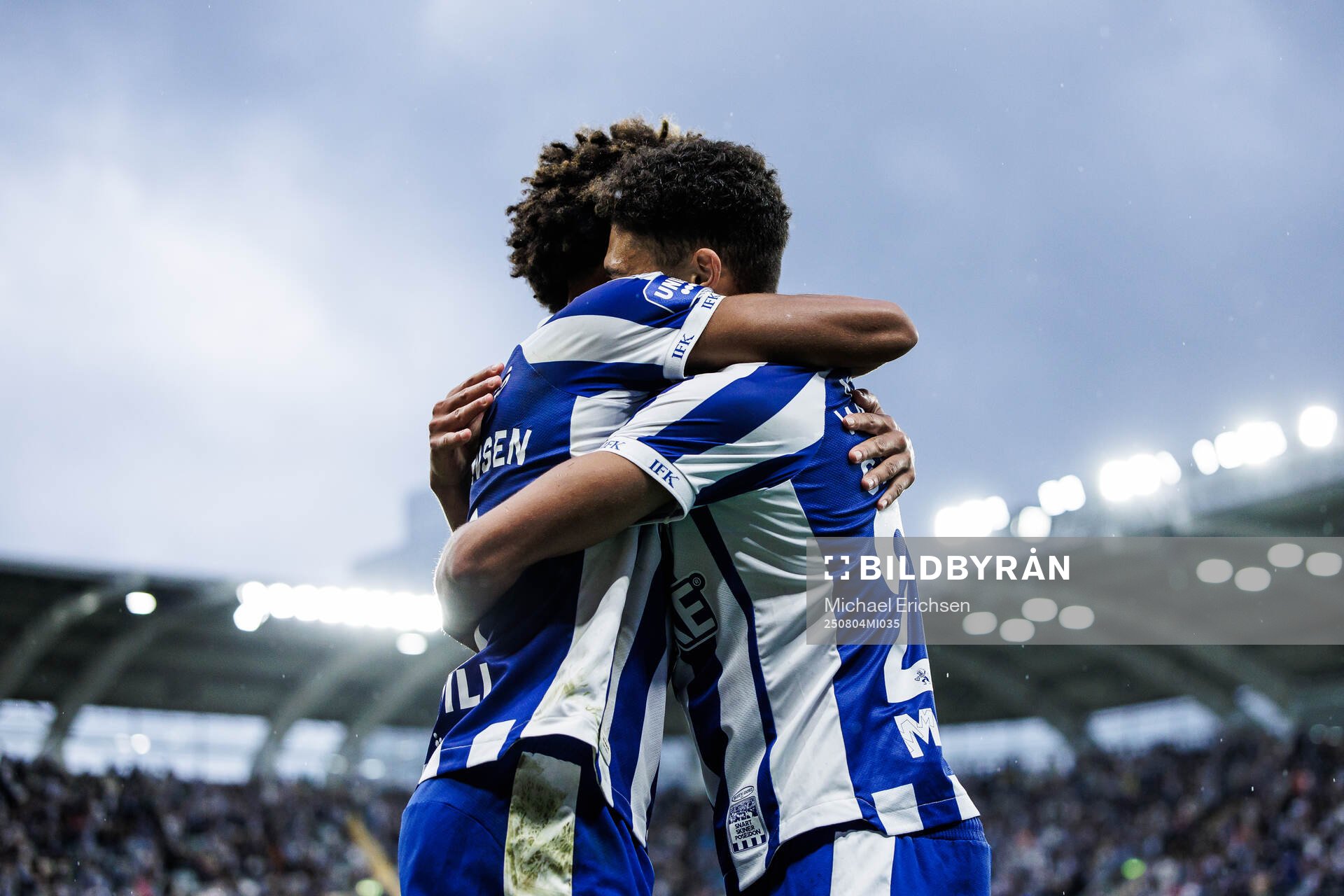 IFK Göteborgs Thomas Santos och Sebastian Clemmensen jublar