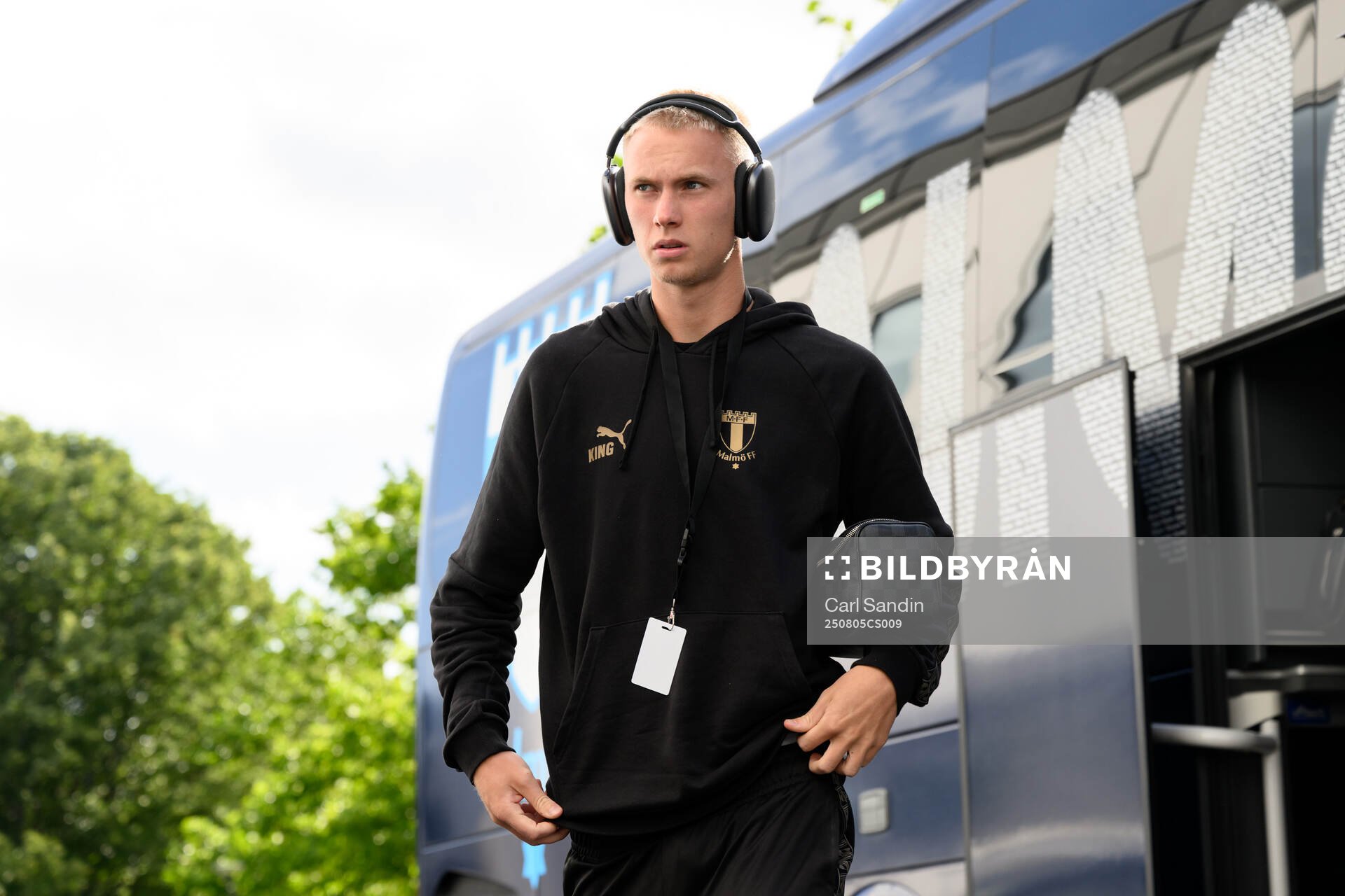 Daniel Gudjohnsen of Malmö FF arrives