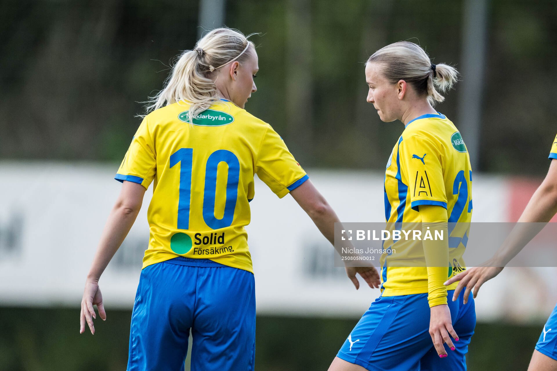 Eskilsminnes Johanna Lindblom jublar