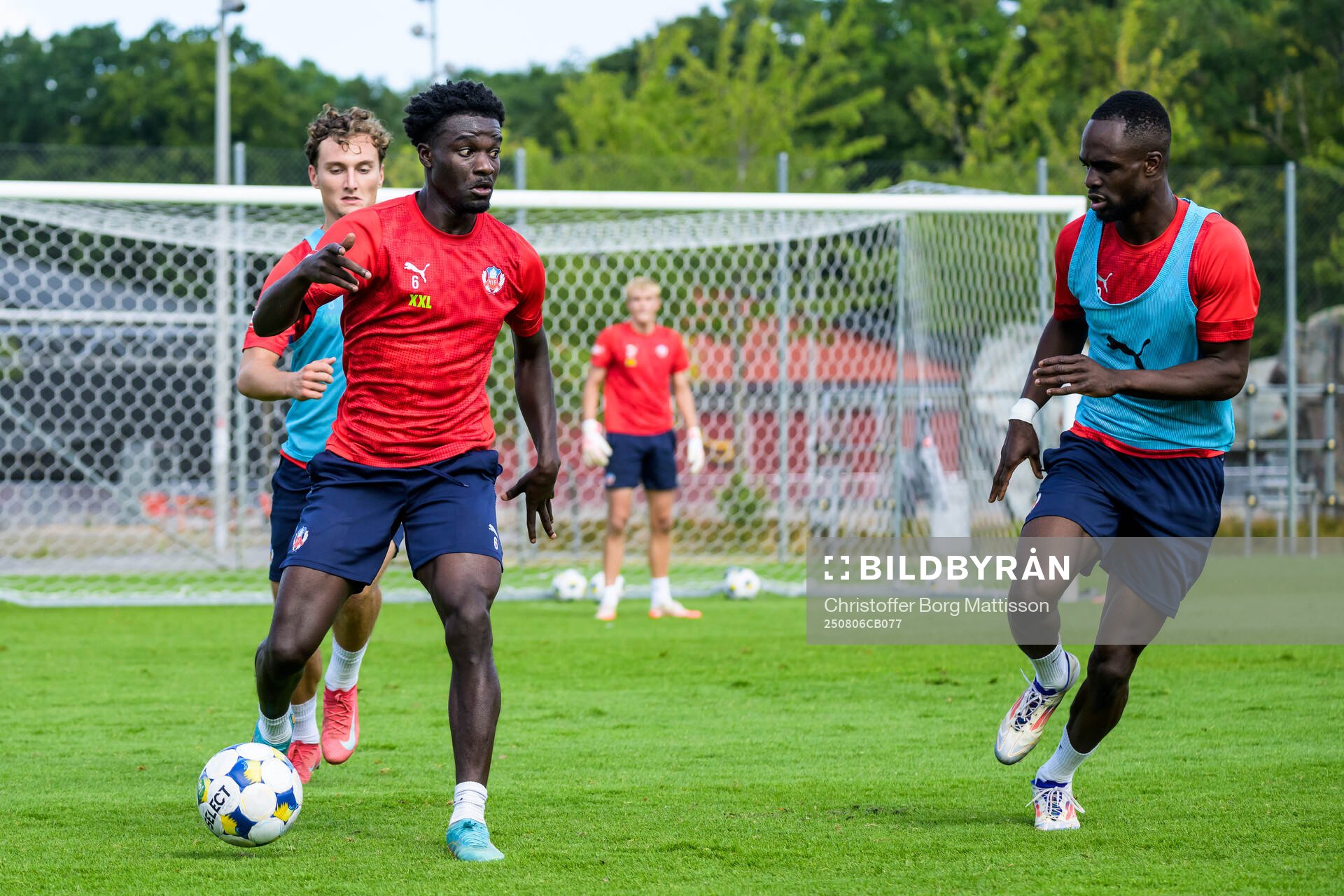 Samuel Asoma och Adam Akimey