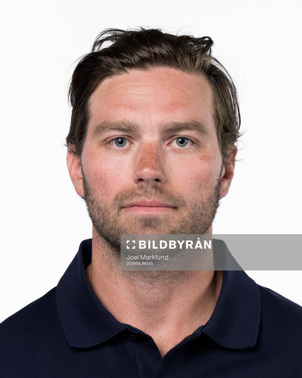 Calle Järnkrok of the Swedish men's national ice hockey