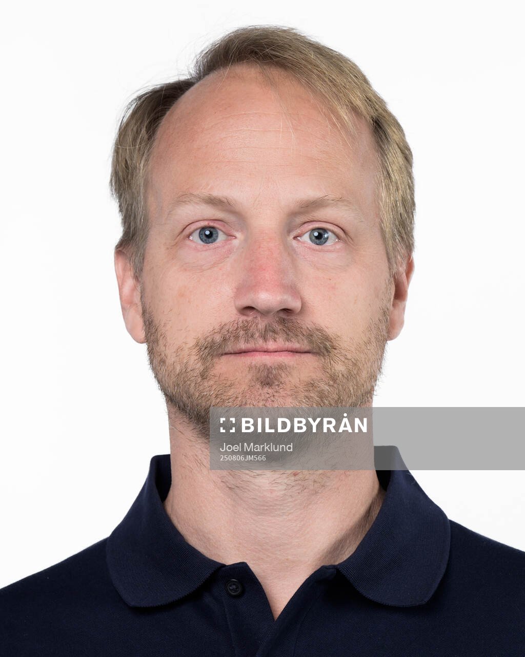 Doctor Jonas Kalman of the Swedish men's national ice