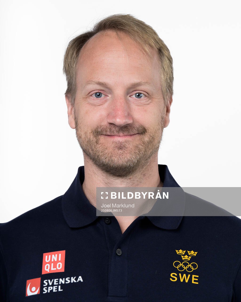 Doctor Jonas Kalman of the Swedish men's national ice
