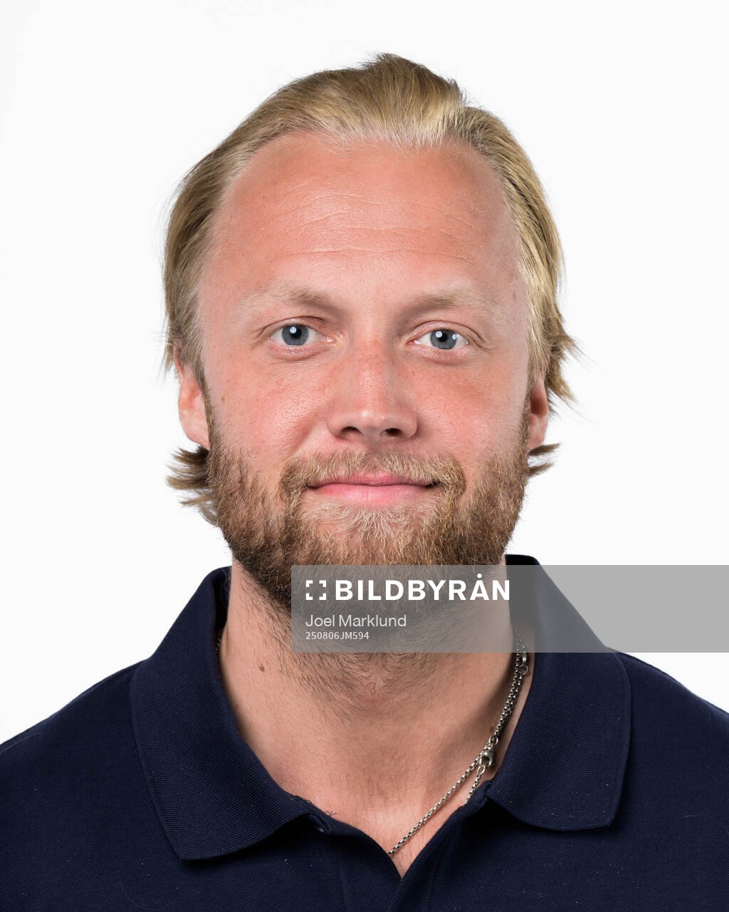 Alexander Nylander of the Swedish men's national ice hockey