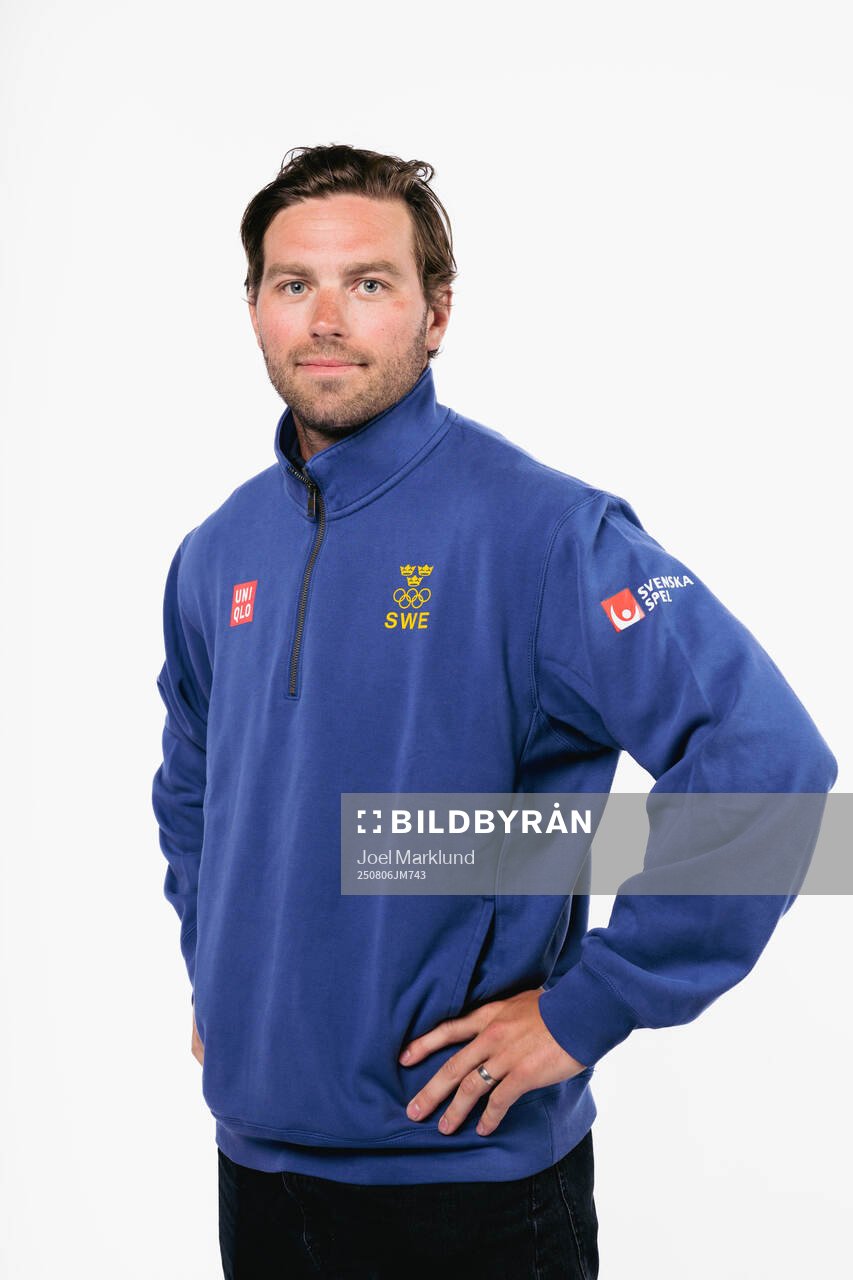 Calle Järnkrok of the Swedish men's national ice hockey