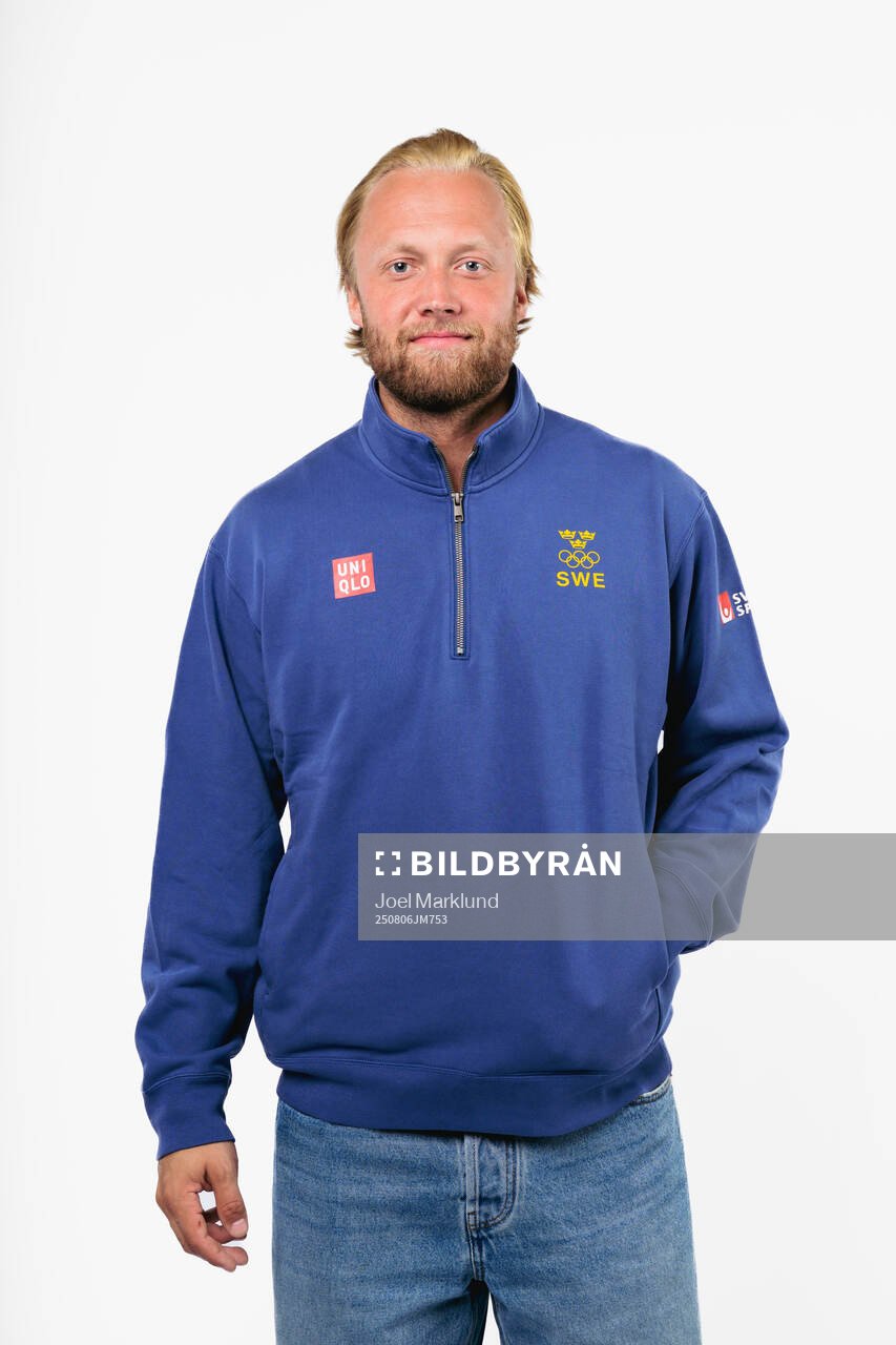 Alexander Nylander of the Swedish men's national ice hockey
