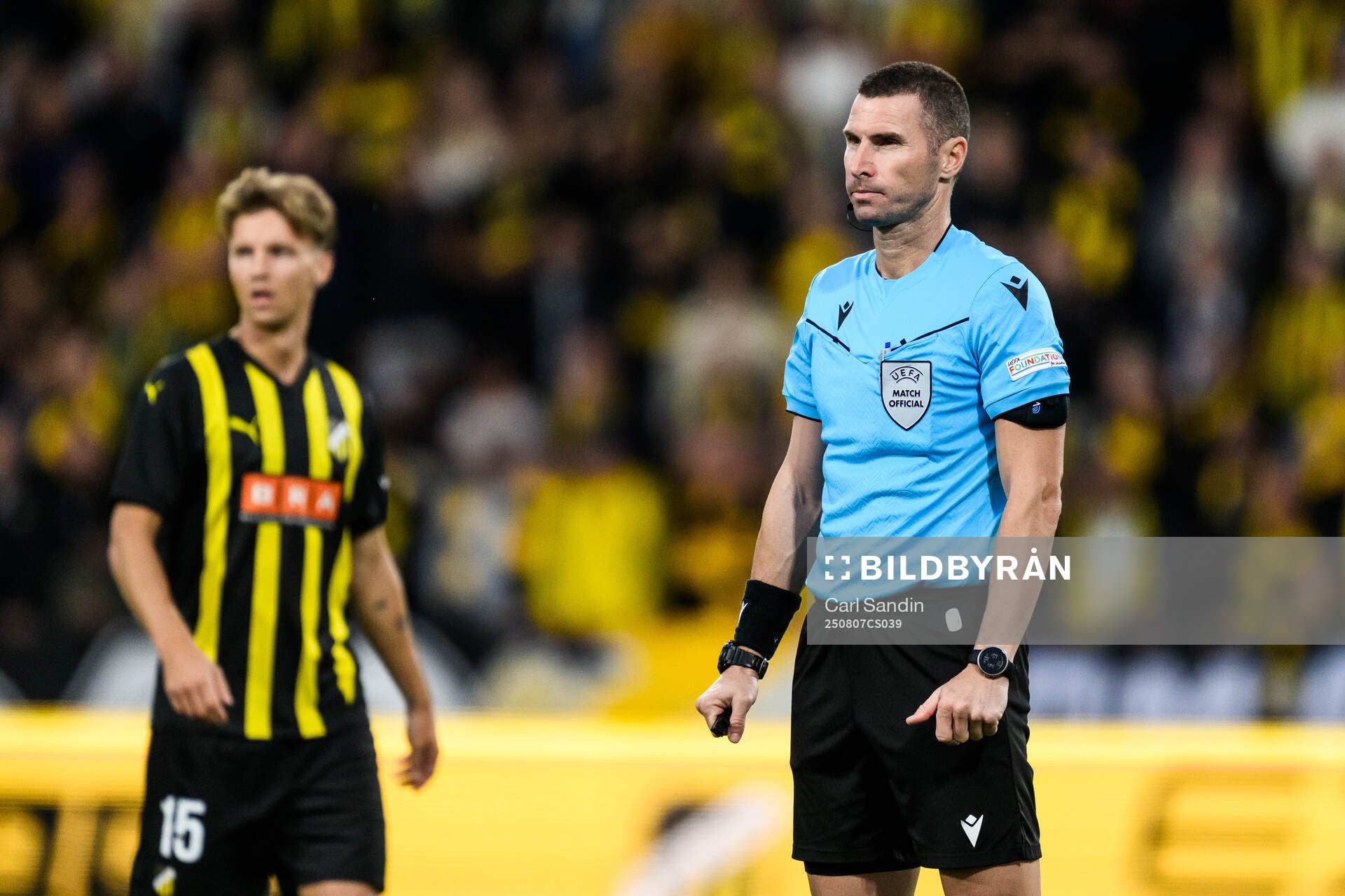 Referee Georgi Kabakov