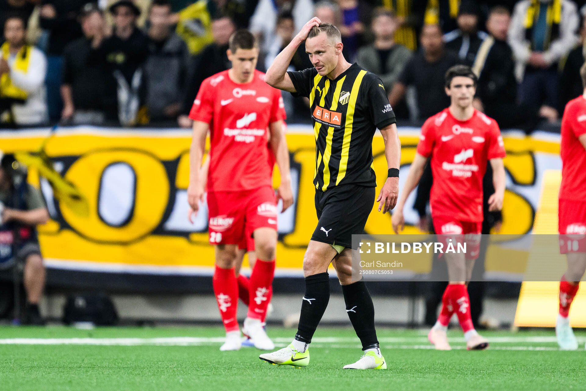 Marius Lode of Häcken looks dejected