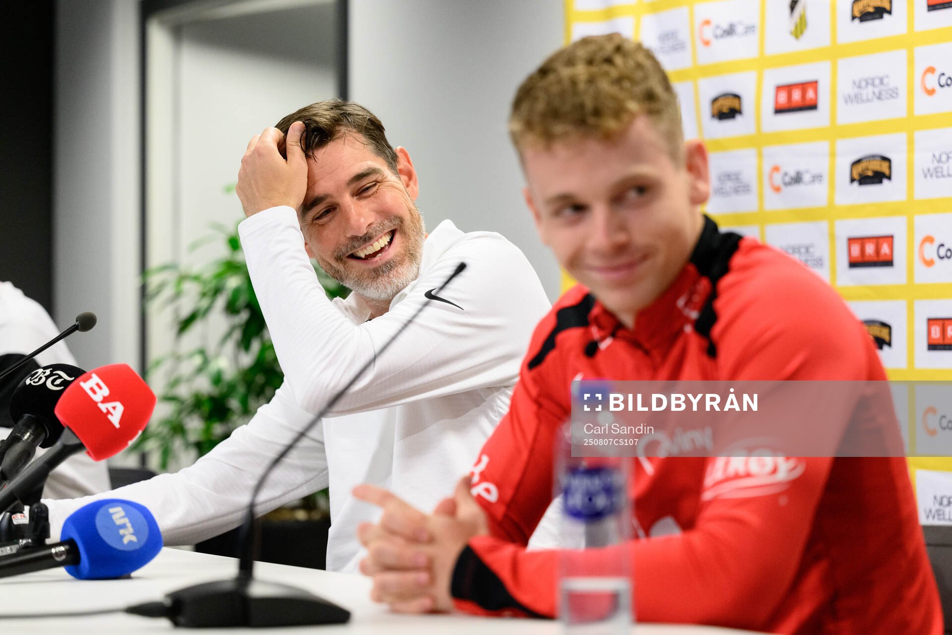Coach Freyr Alexandersson at a press conference