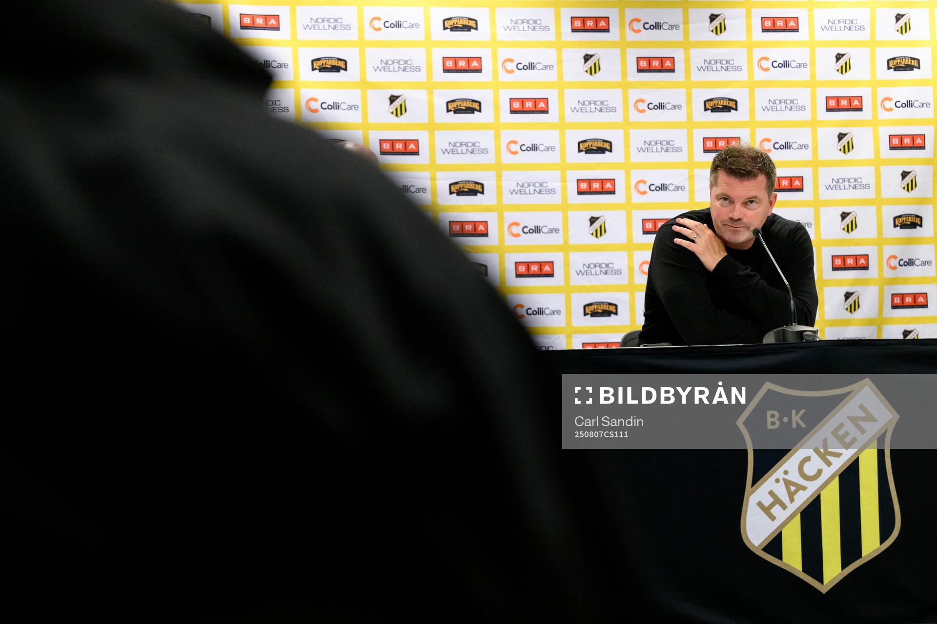 Coach Jens Gustafsson of Häcken at a press conference