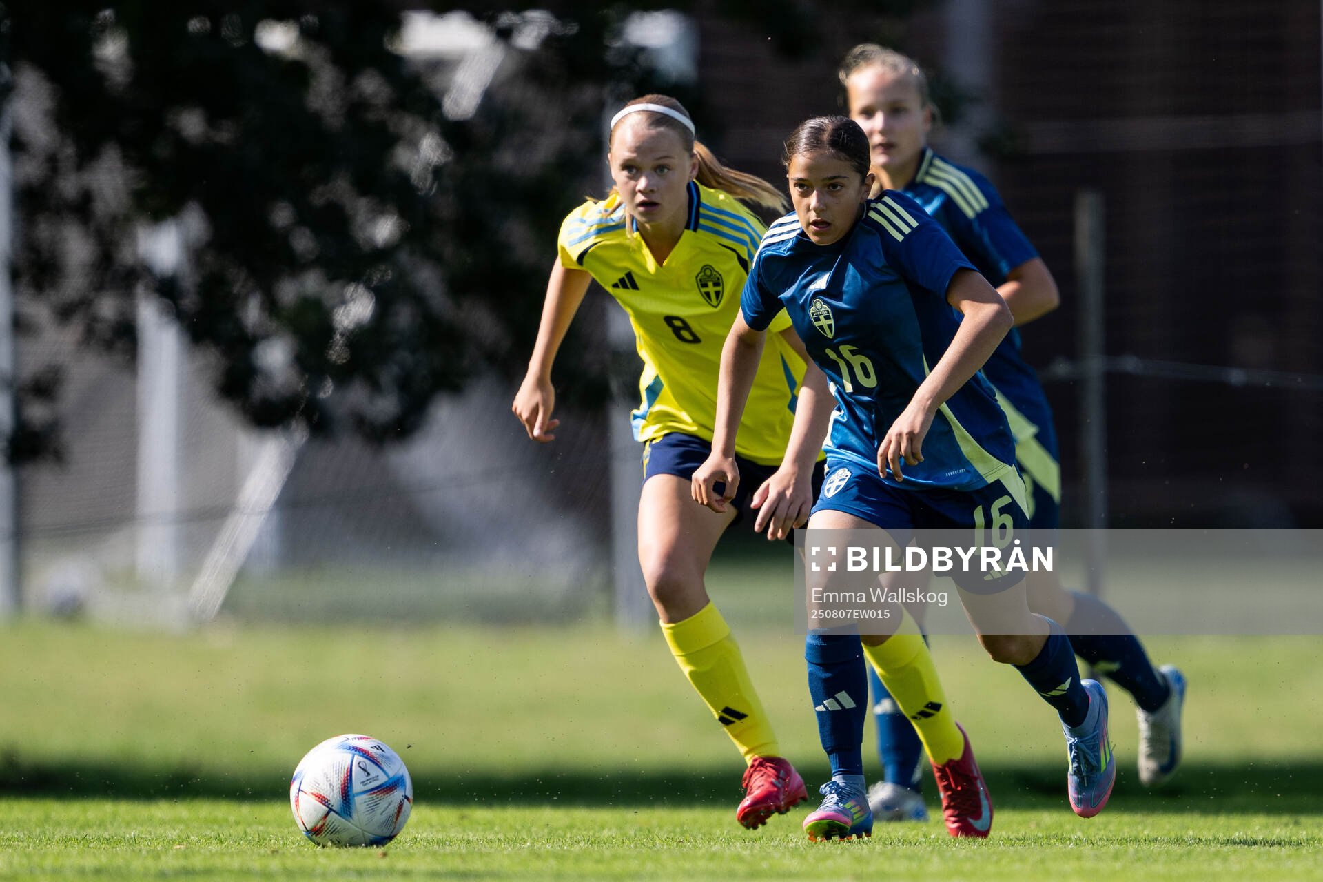 Elin Wallgren och Isabell Jadonic
