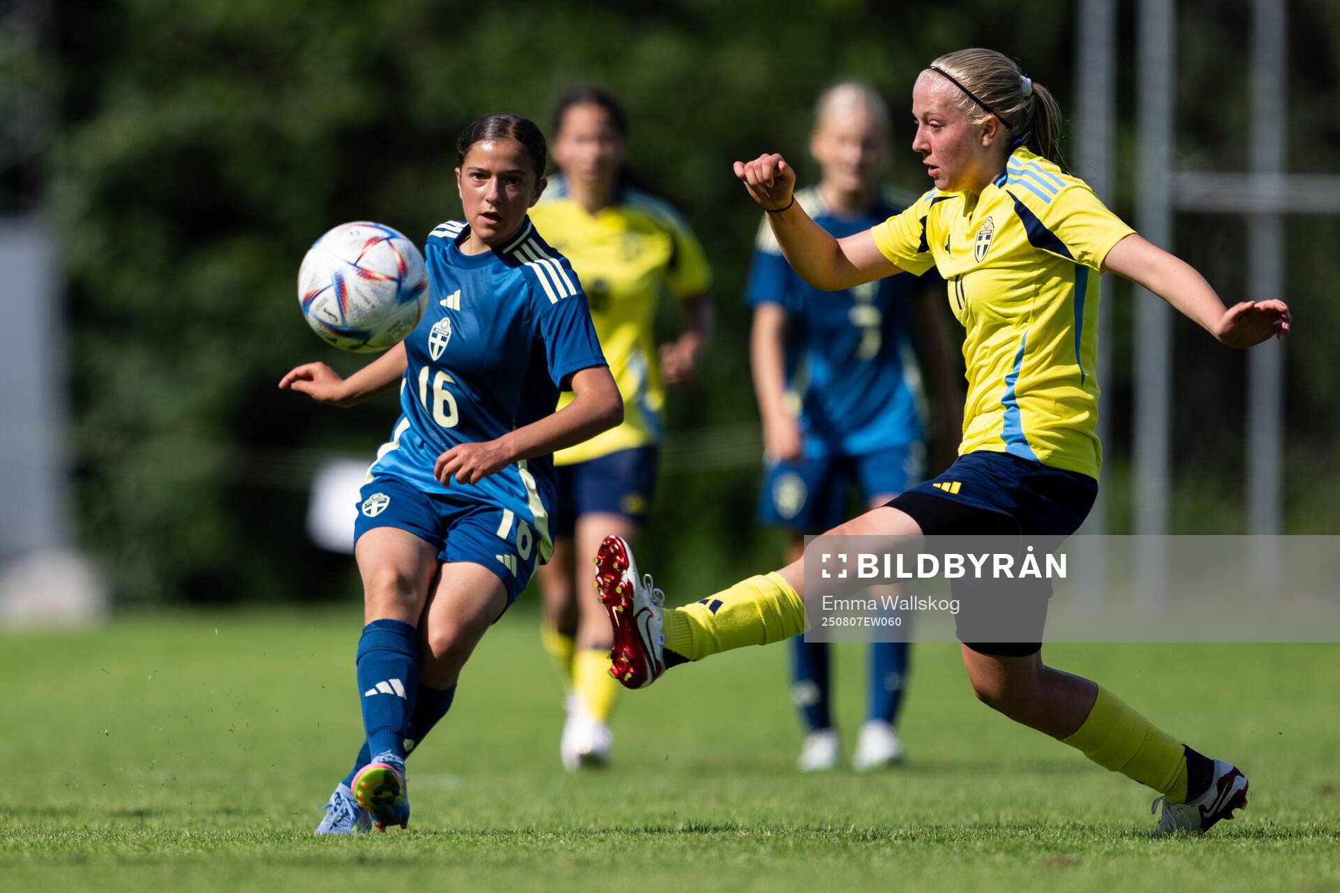 Isabell Jadonic och Amanda Cannehag