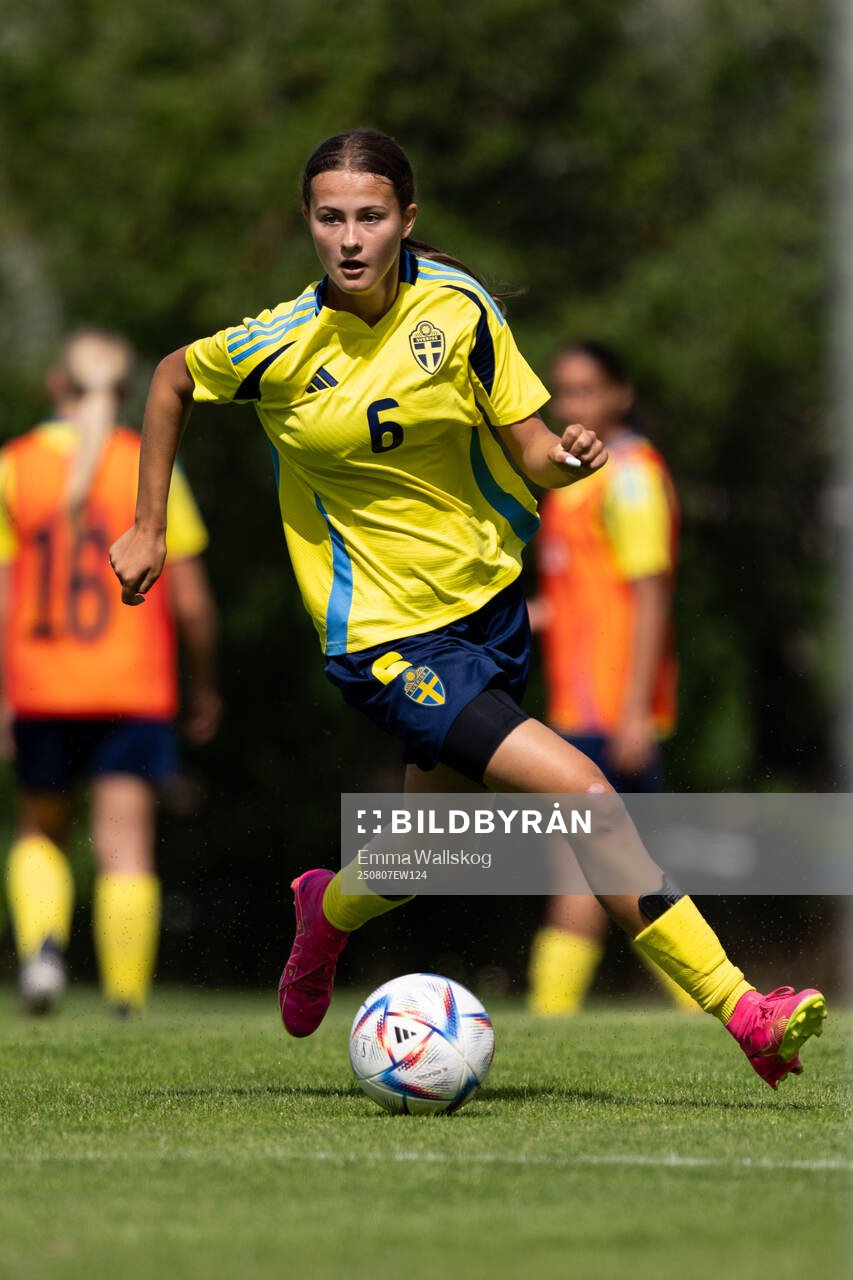 Moa Cederström