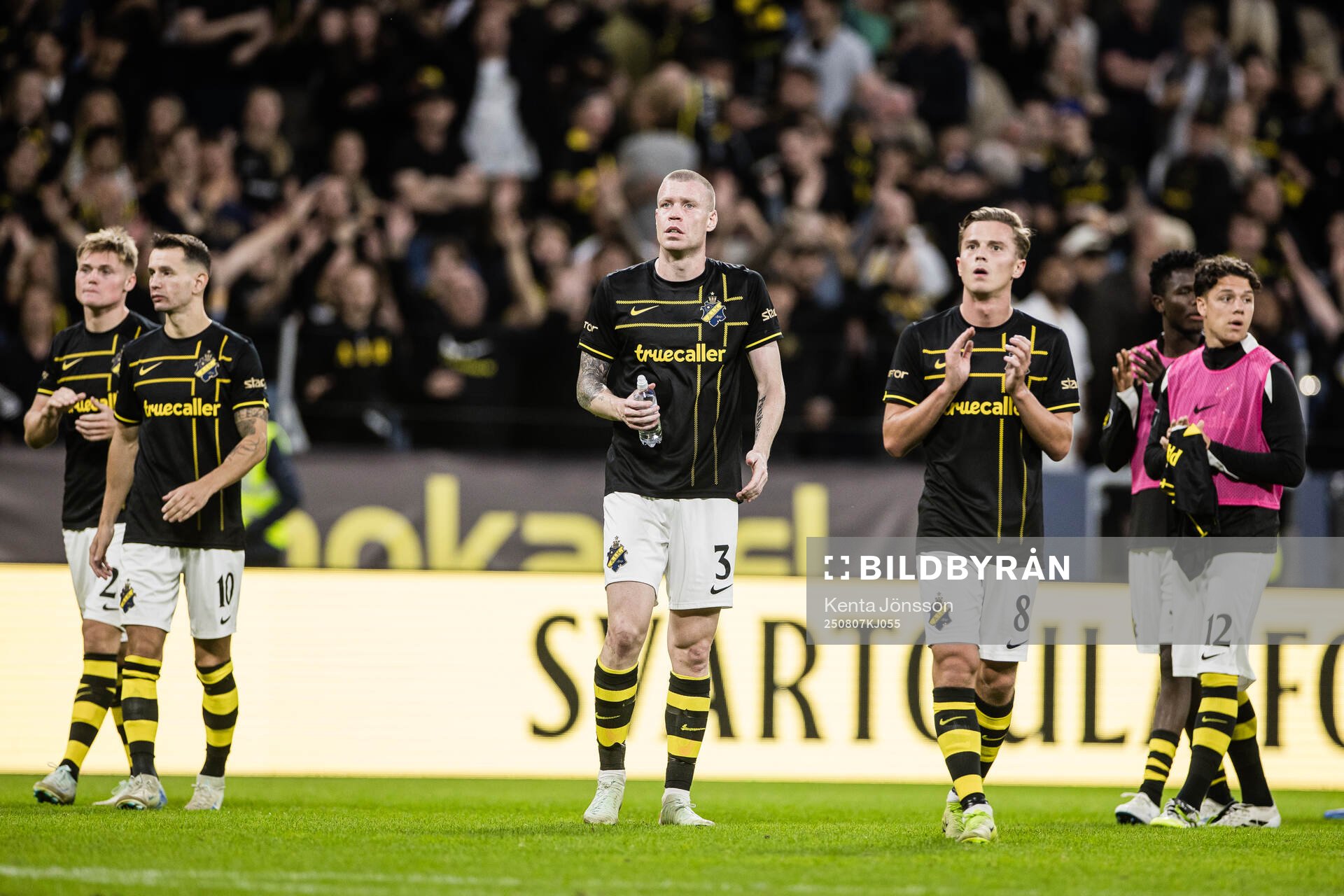 Thomas Poppler Isherwood and Johan Hove of AIK