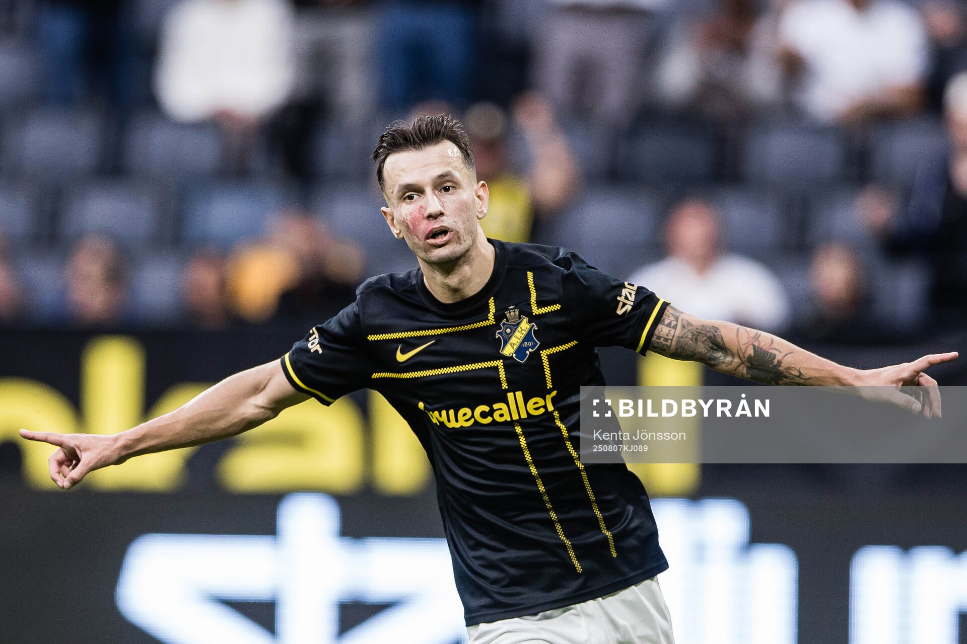 Bersant Celina of AIK celebrates