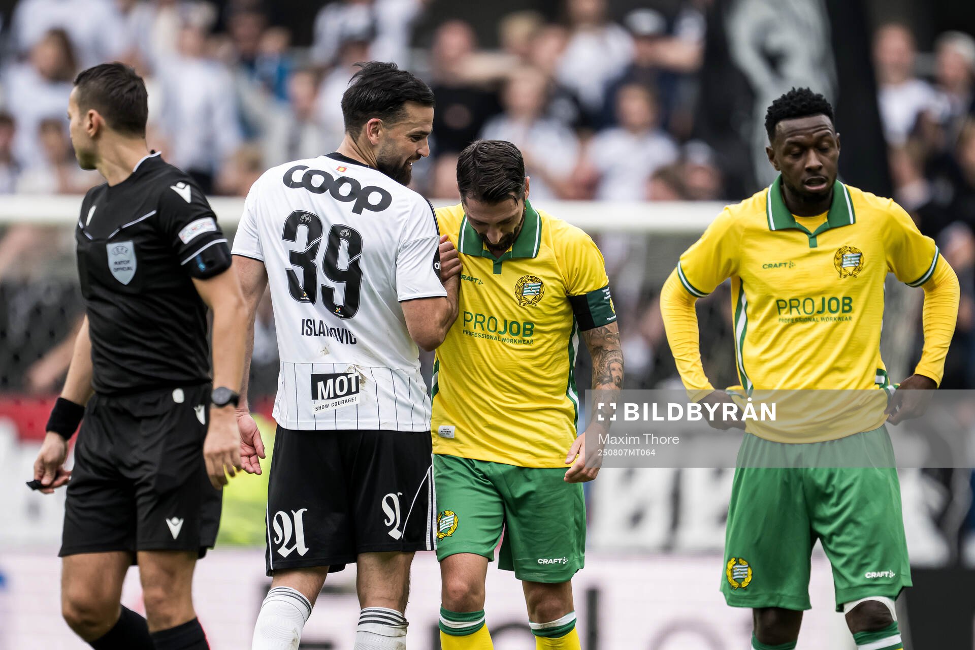 Dino Islamovic of Rosenborg and Nahir Besara of Hammarby
