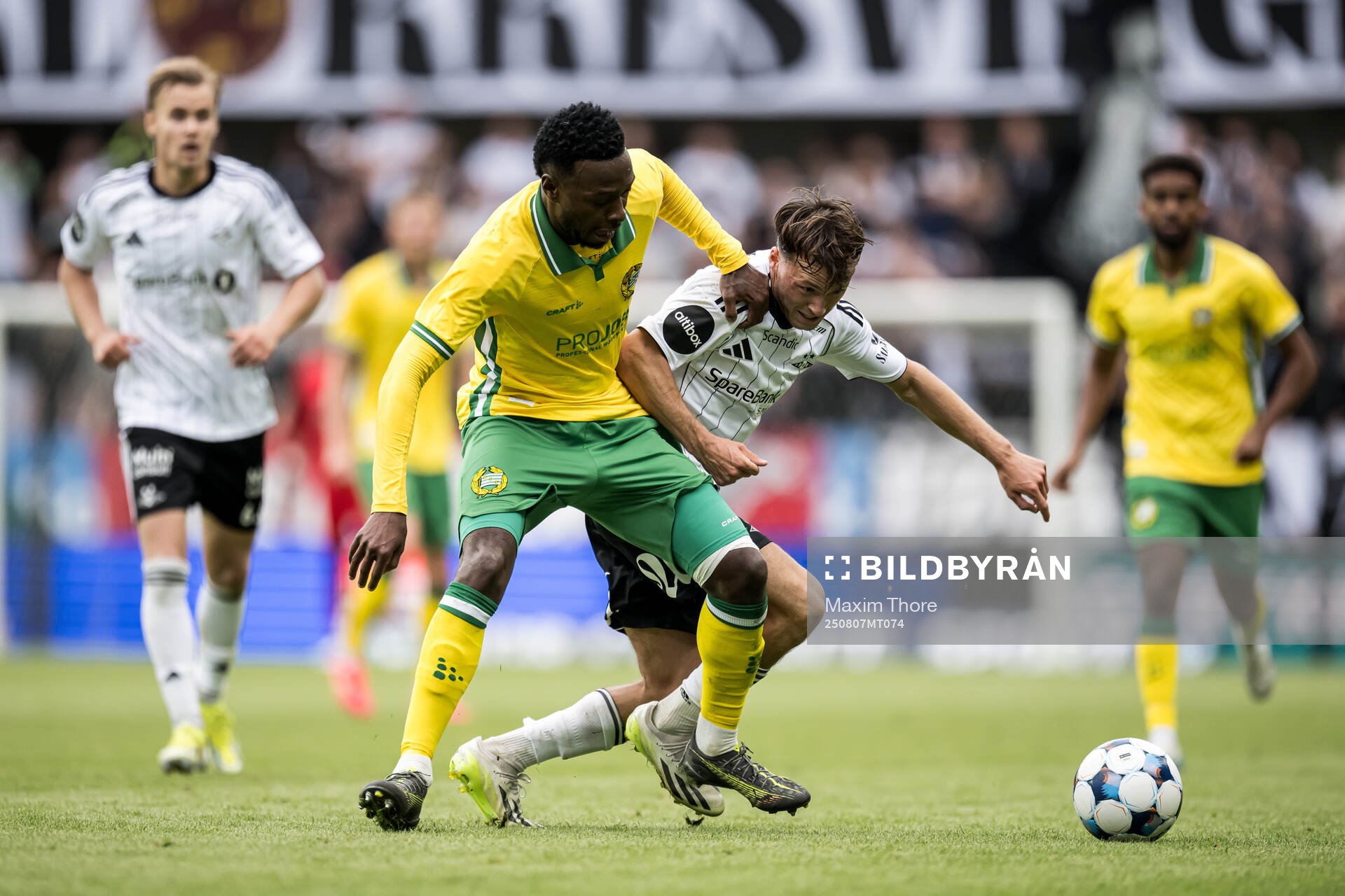 Shaquille Pinas of Hammarby and Jesper Reitan-Sunde of