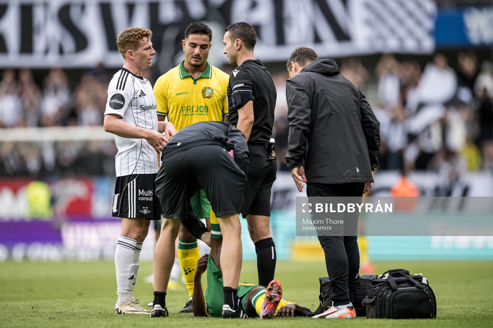 Aslak Fonn Witry of Rosenborg and Jusef Erabi of Hammarby
