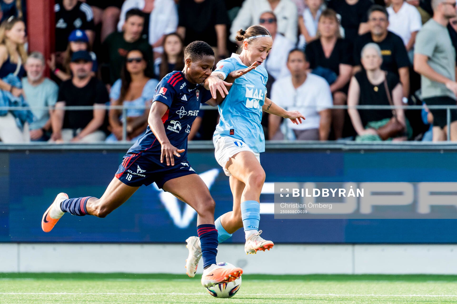 Rosengårds Halimatu Ayinde och Malmö FFs Miljana Ivanovic