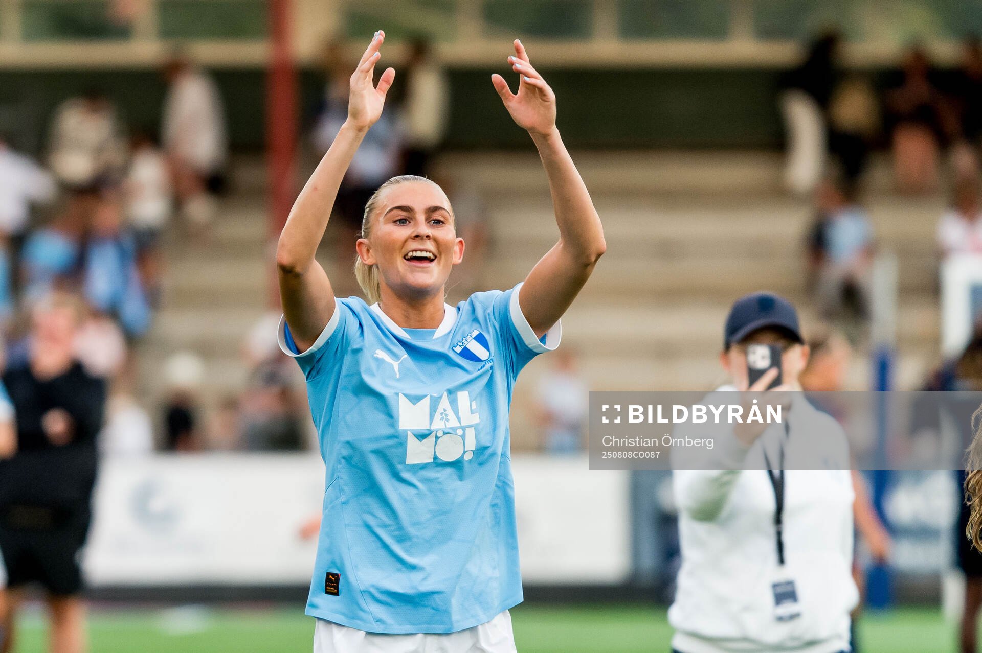 Malmö FFs Beatrice Persson jublar