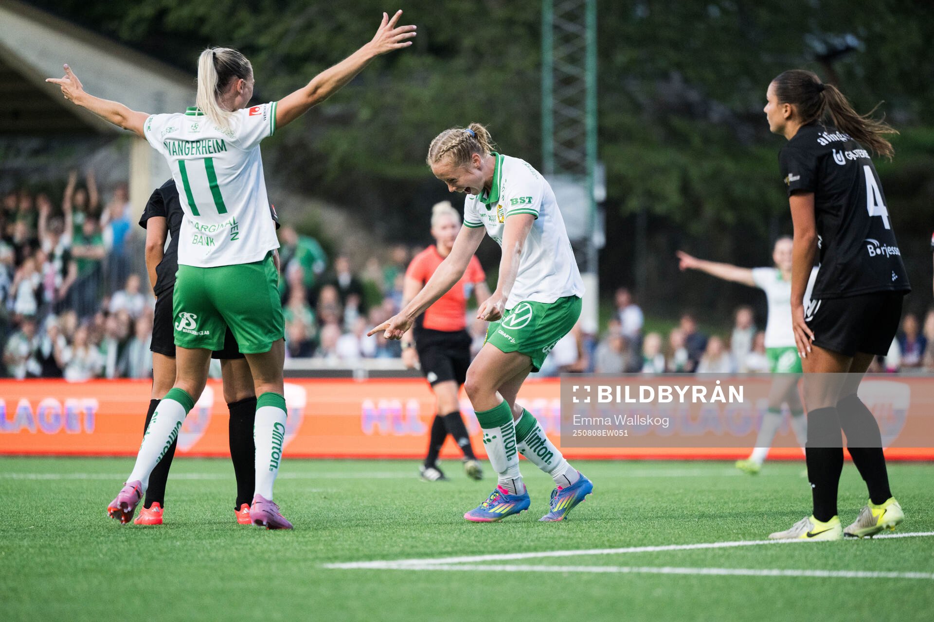 Hammarbys Julie Blakstad jublar