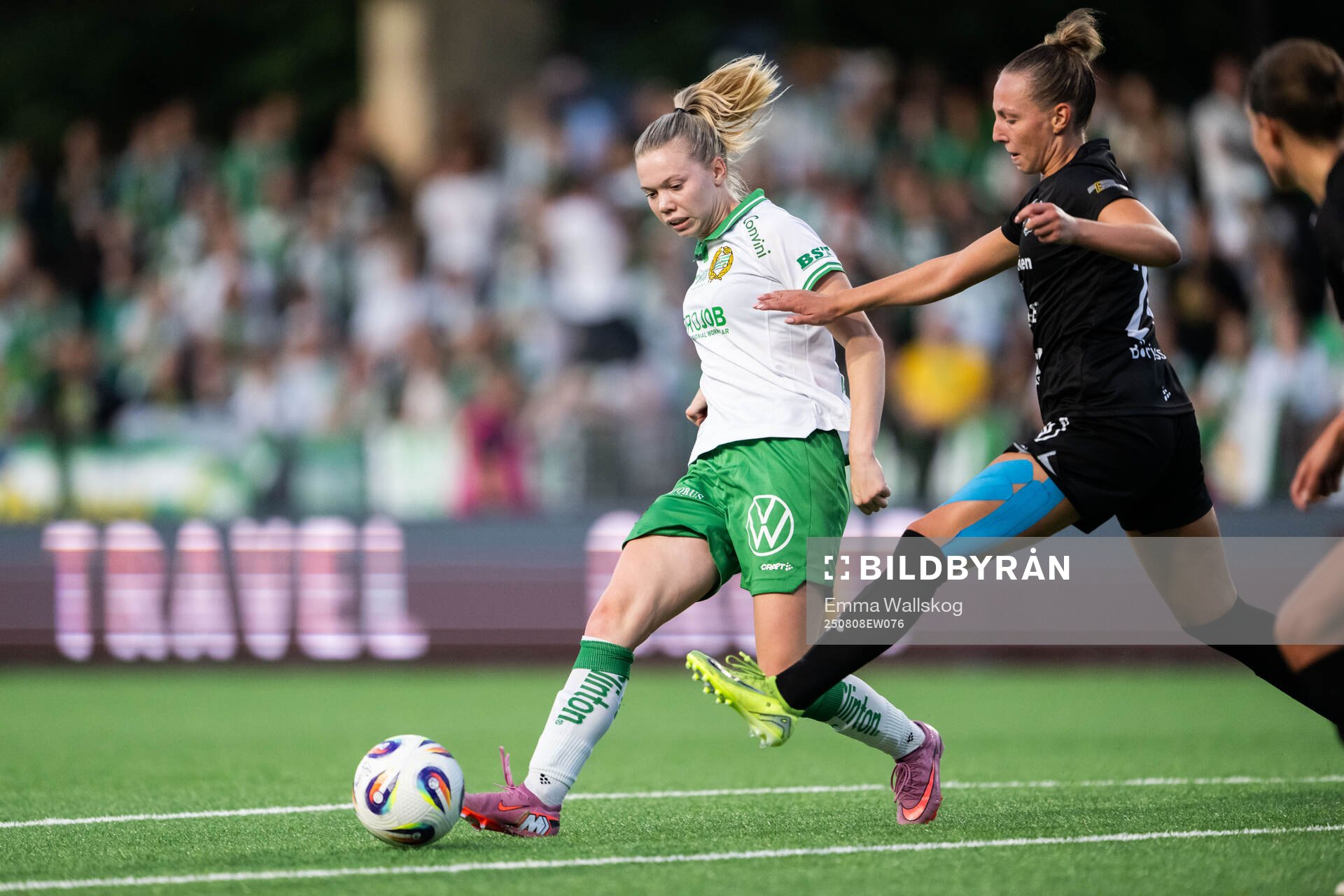 Hammarbys Bea Sprung och Alingsås Emmy Blomberg