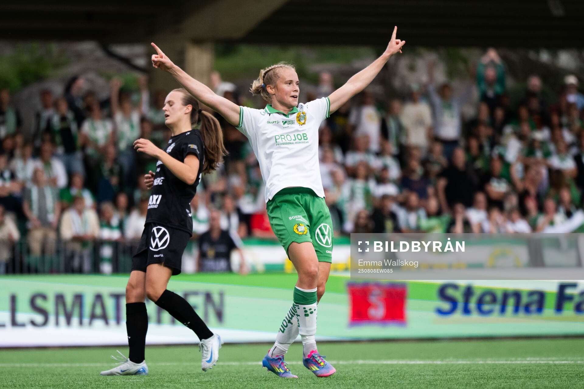 Hammarbys Julie Blakstad jublar