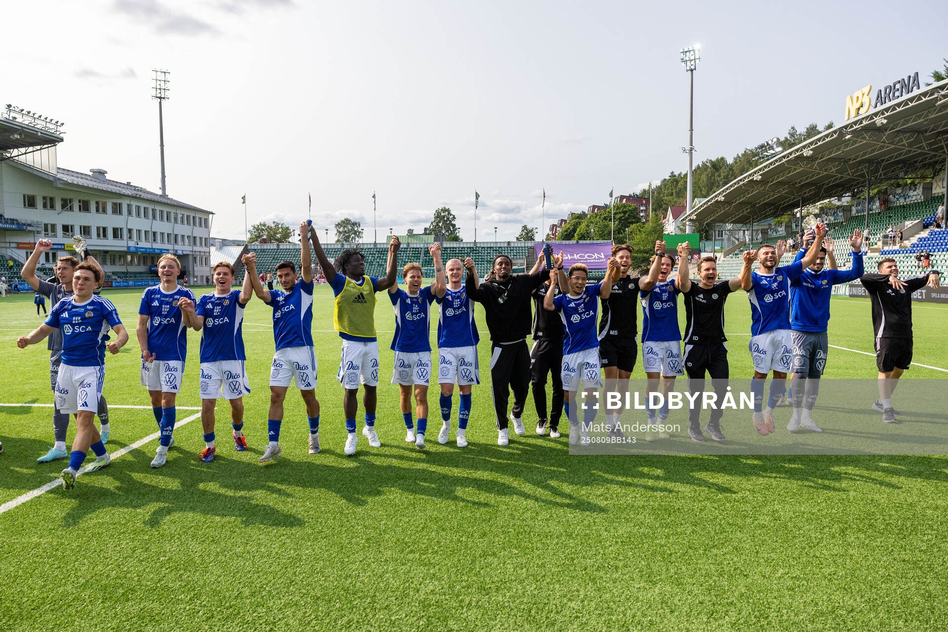 GIF Sundsvalls spelare jublar