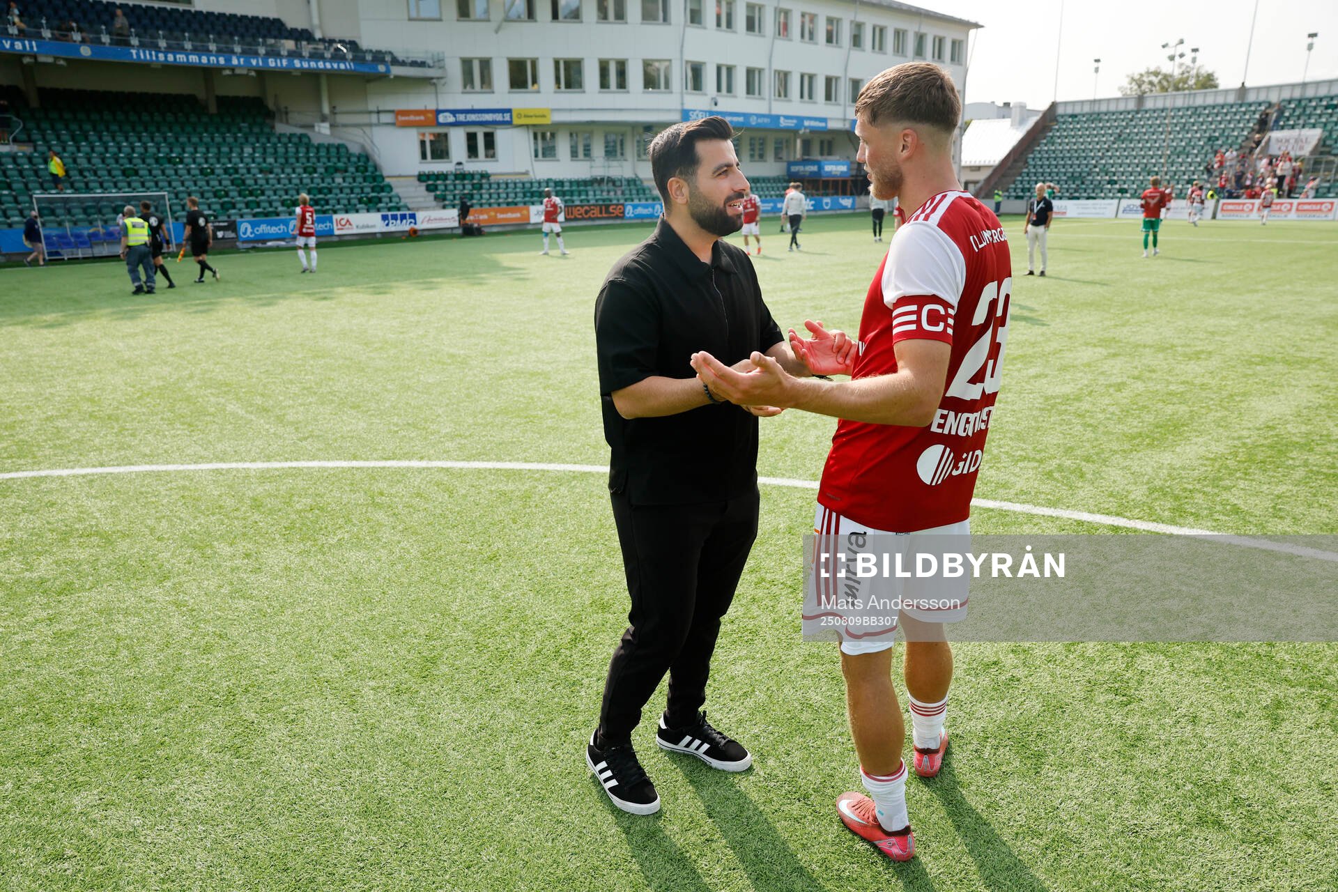 GIF Sundsvalls huvudtränare Erol Ates och Sandvikens IFs