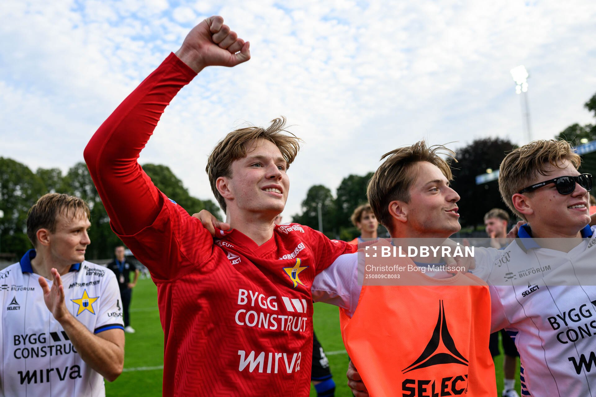 Sirius målvakt David Celic jublar