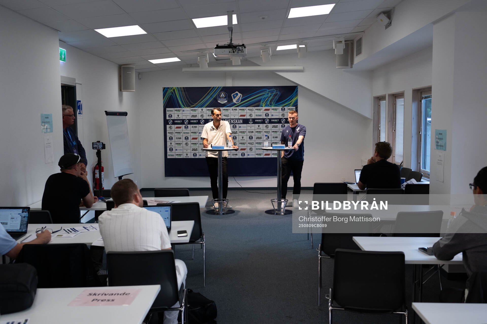 Sirius tränare Andreas Engelmark och Halmstads tränare