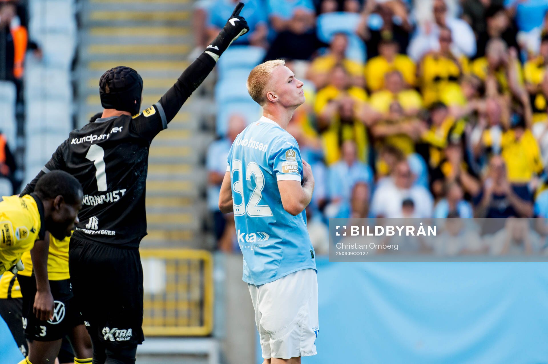 Malmö FFs Daniel Gudjohnsen deppar
