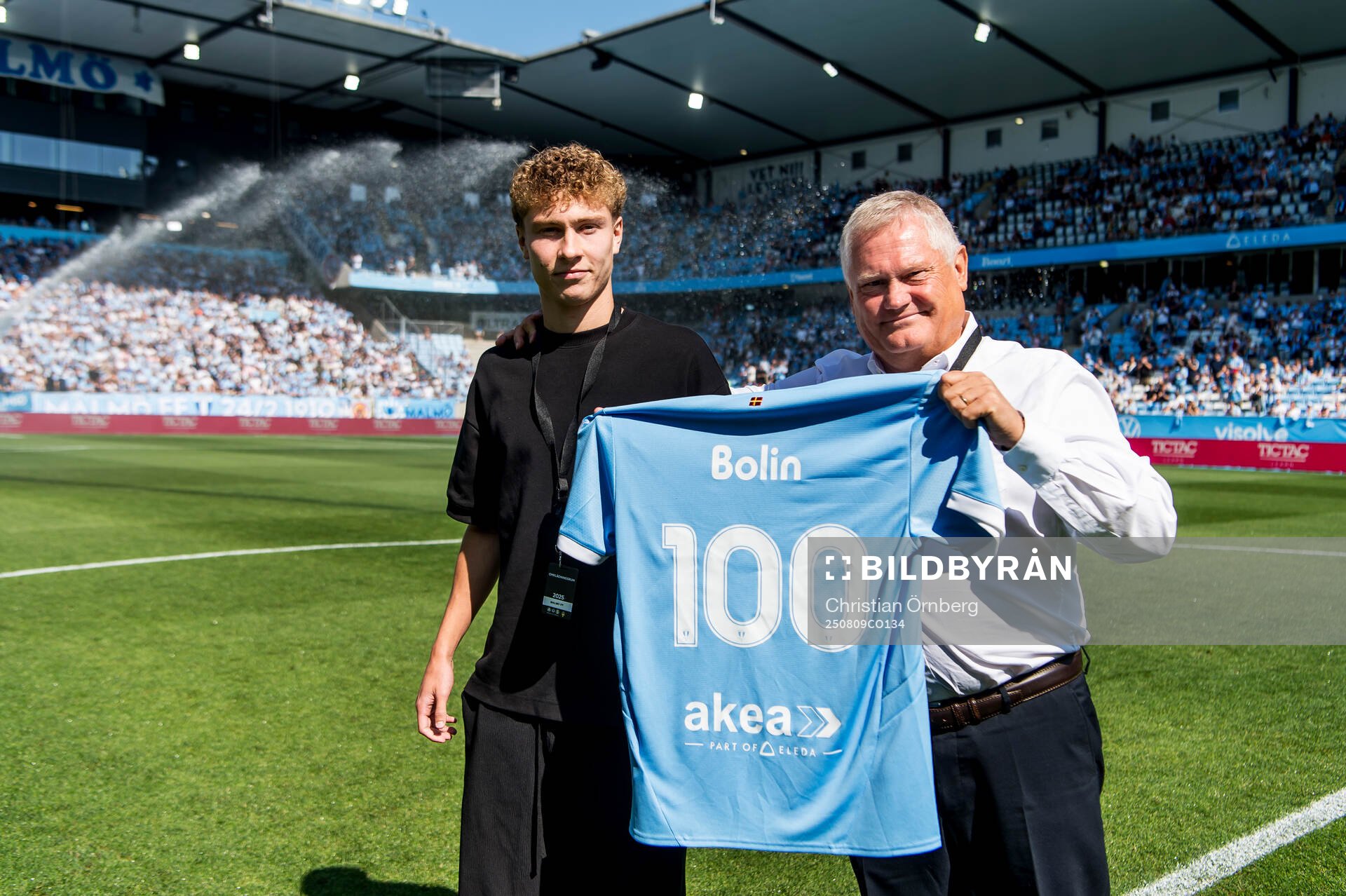 Malmö FFs Hugo Bolin hyllas för 100 matcher av