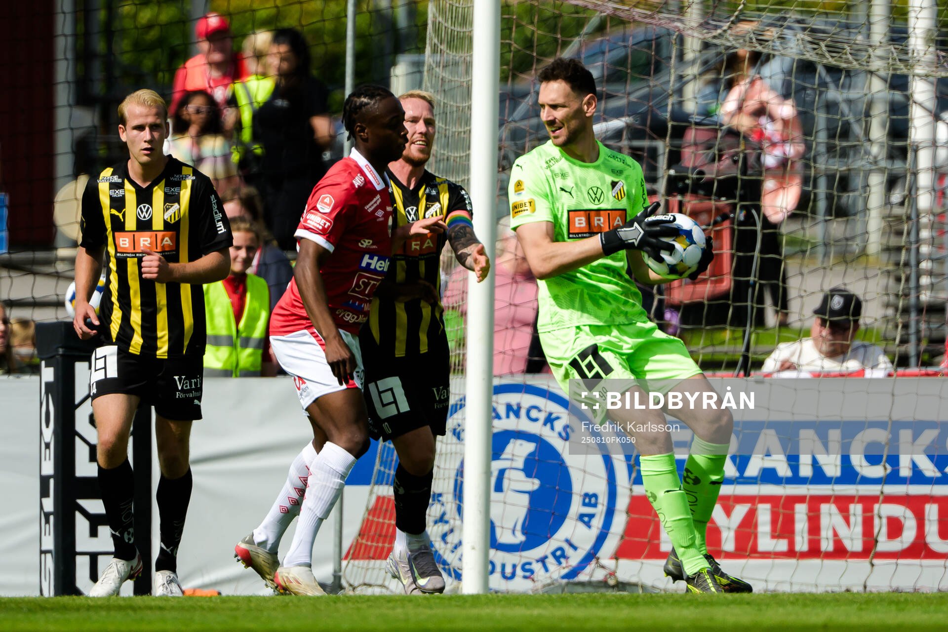 Häckens målvakt Etrit Berisha