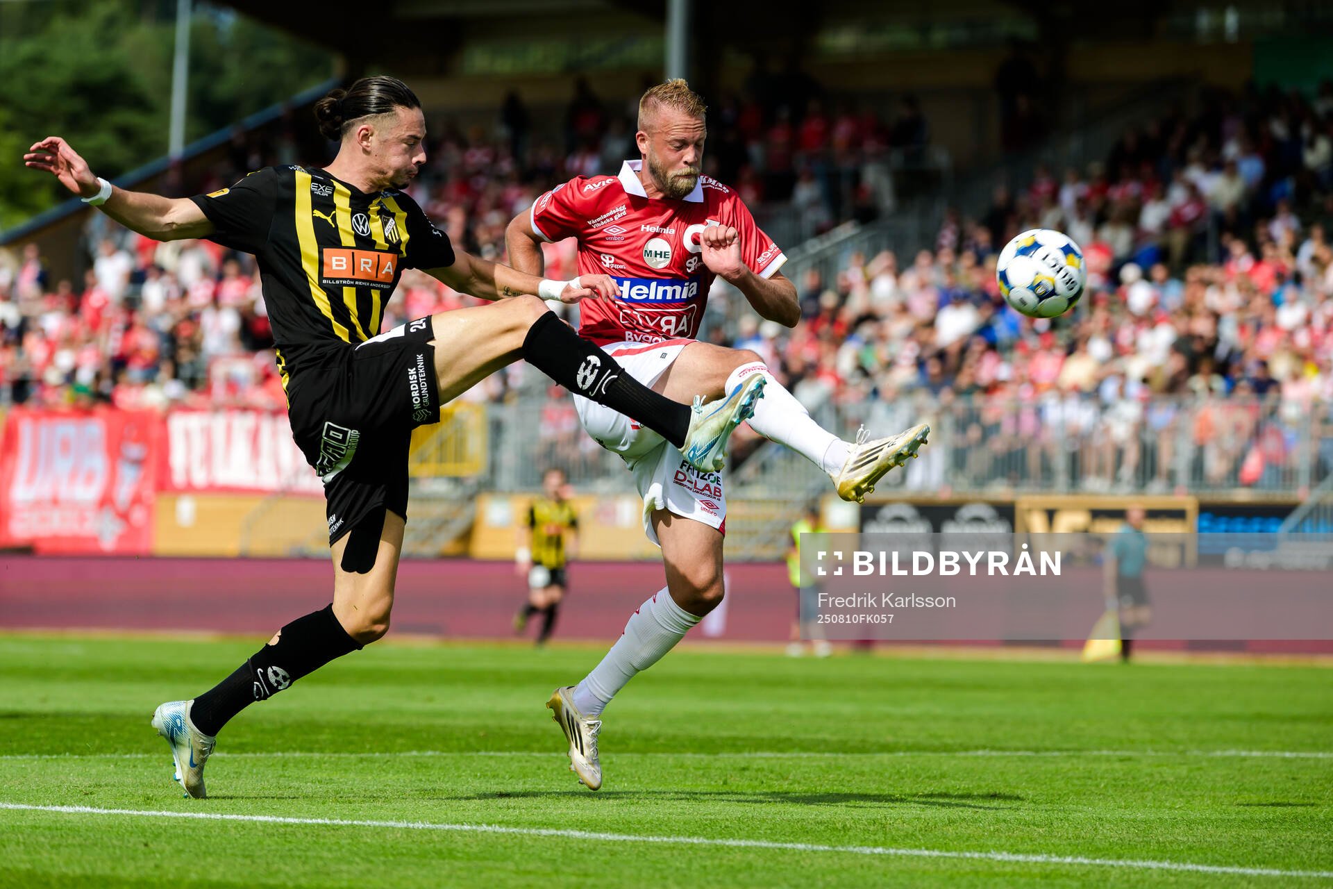 Häckens Amor Layouni och Degerfors Daniel Sundgren