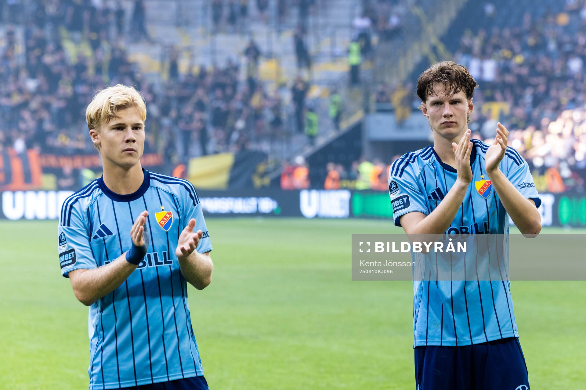 Djurgårdens Theo Bergvall och August Priske Flyger