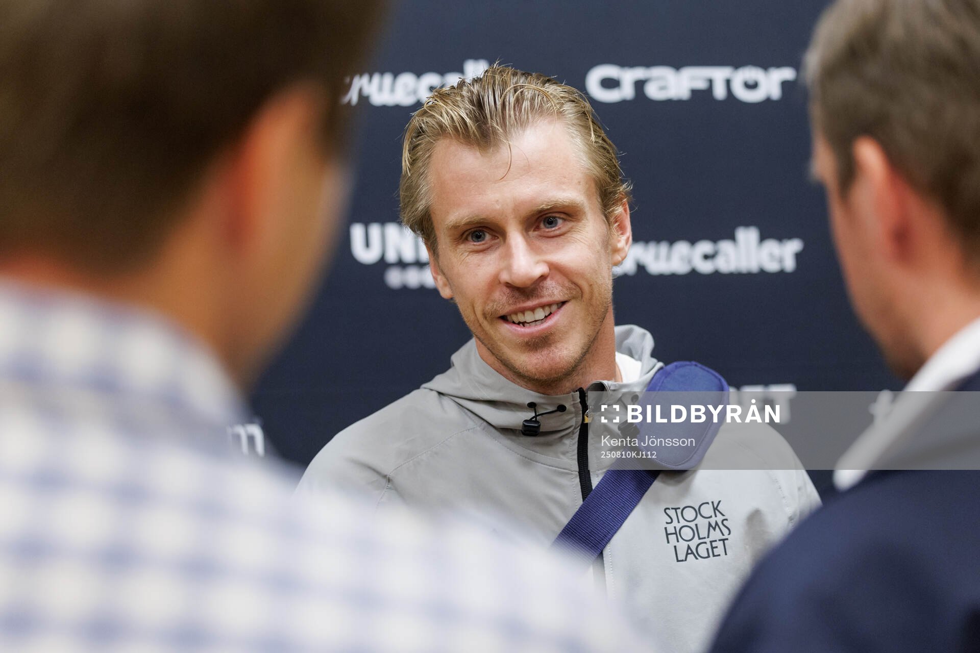 Djurgårdens Rasmus Schuller i mixade zonen