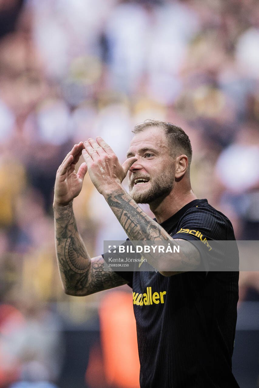 AIKs John Guidetti reagerar